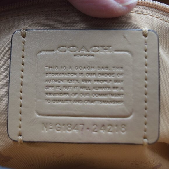 Coach Bailey Carryall Tote - Picture 13 of 13